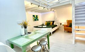 Teresian Apartment Near The Andrassy Street Free Air Conditioner Free Coffee